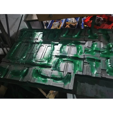 Digital Infrared Thermometer Of Medical Equipment Plastic Cover Injection Mold