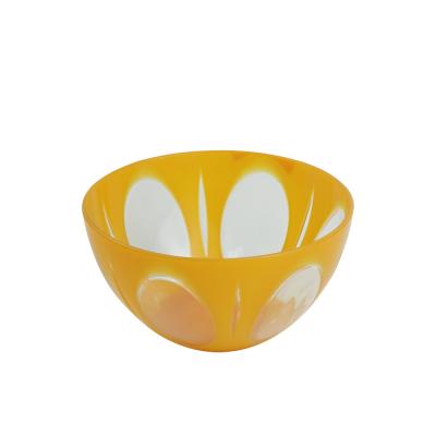 Two-color salad bowl