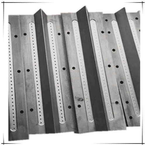 We are making the melt spray cloth mold to help mask factories to increasing their production capacity.