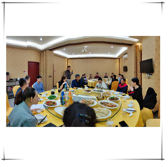 GV Team Getting Together for 2018 Annual Dinner